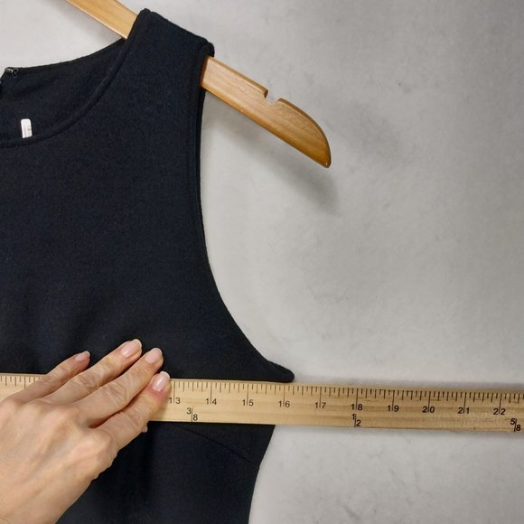 Banana Republic Black Dress Size 4 Small 100% Wool Sleeveless Fit Flare High Low - Picture 8 of 13